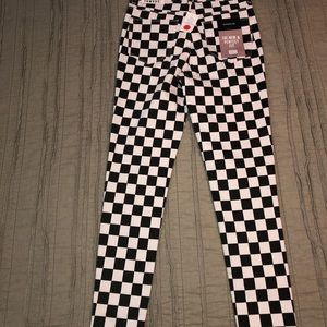 Almost Famous high rise skinny jeans